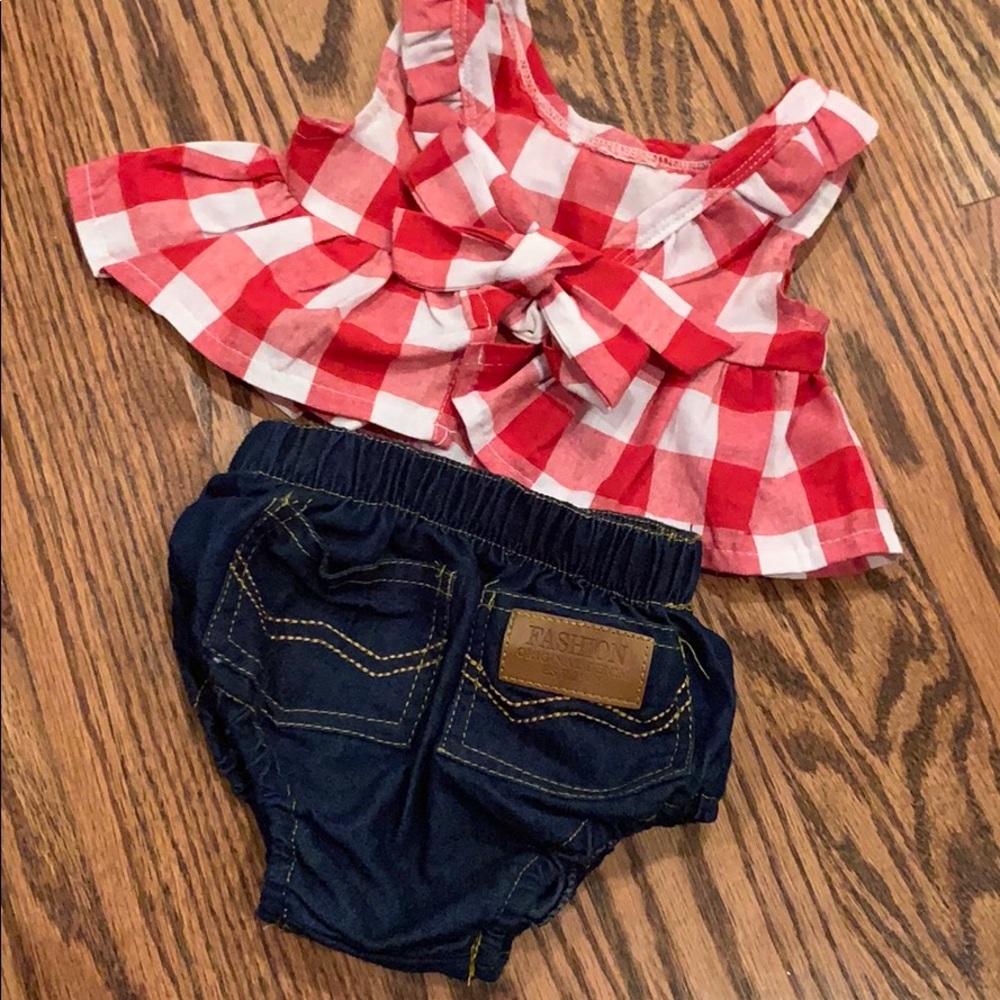 Crop top and denim jeans set